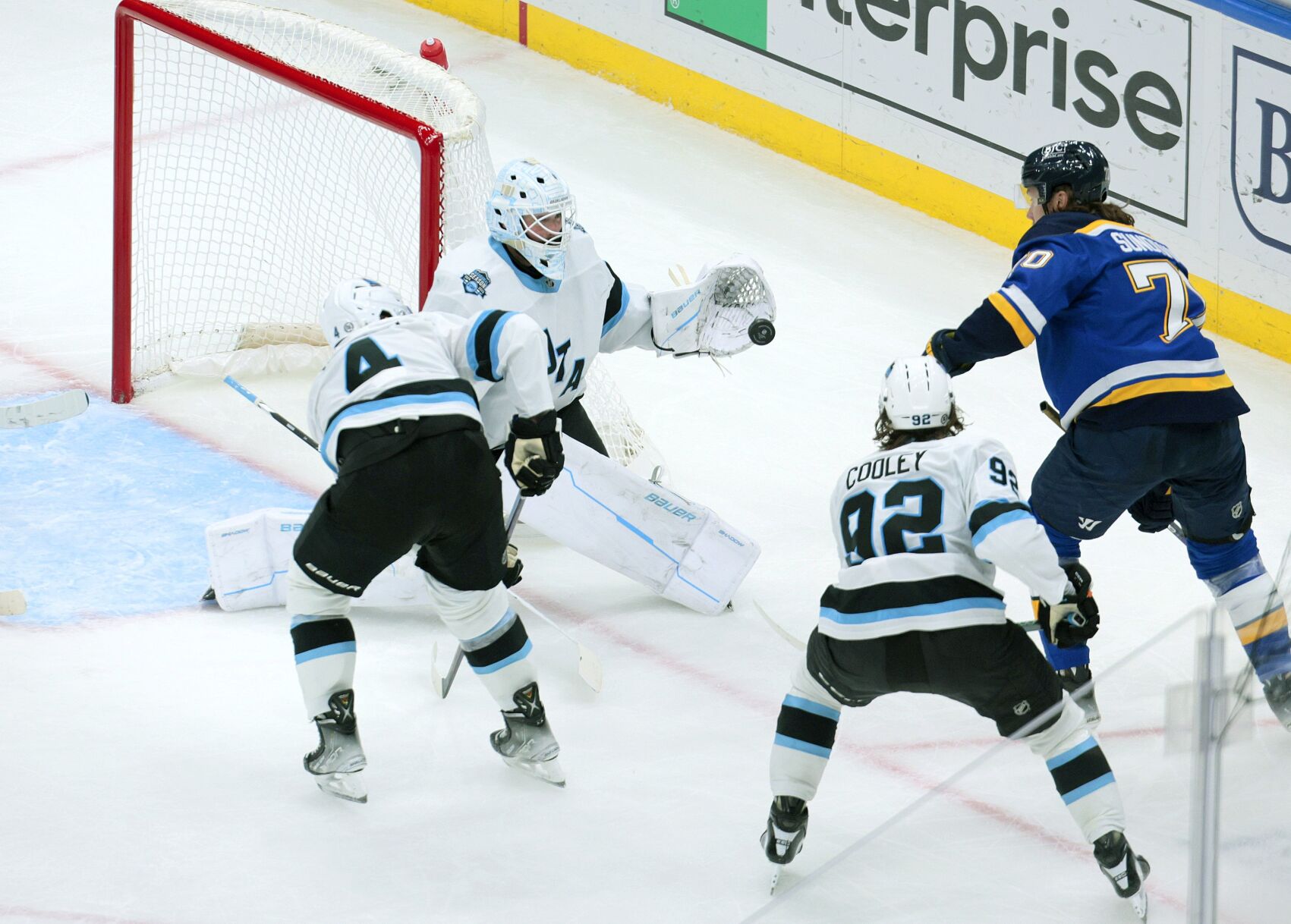 Blues lose to the Utah Hockey Club 4-2